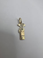 Golfütő alakú arany medál