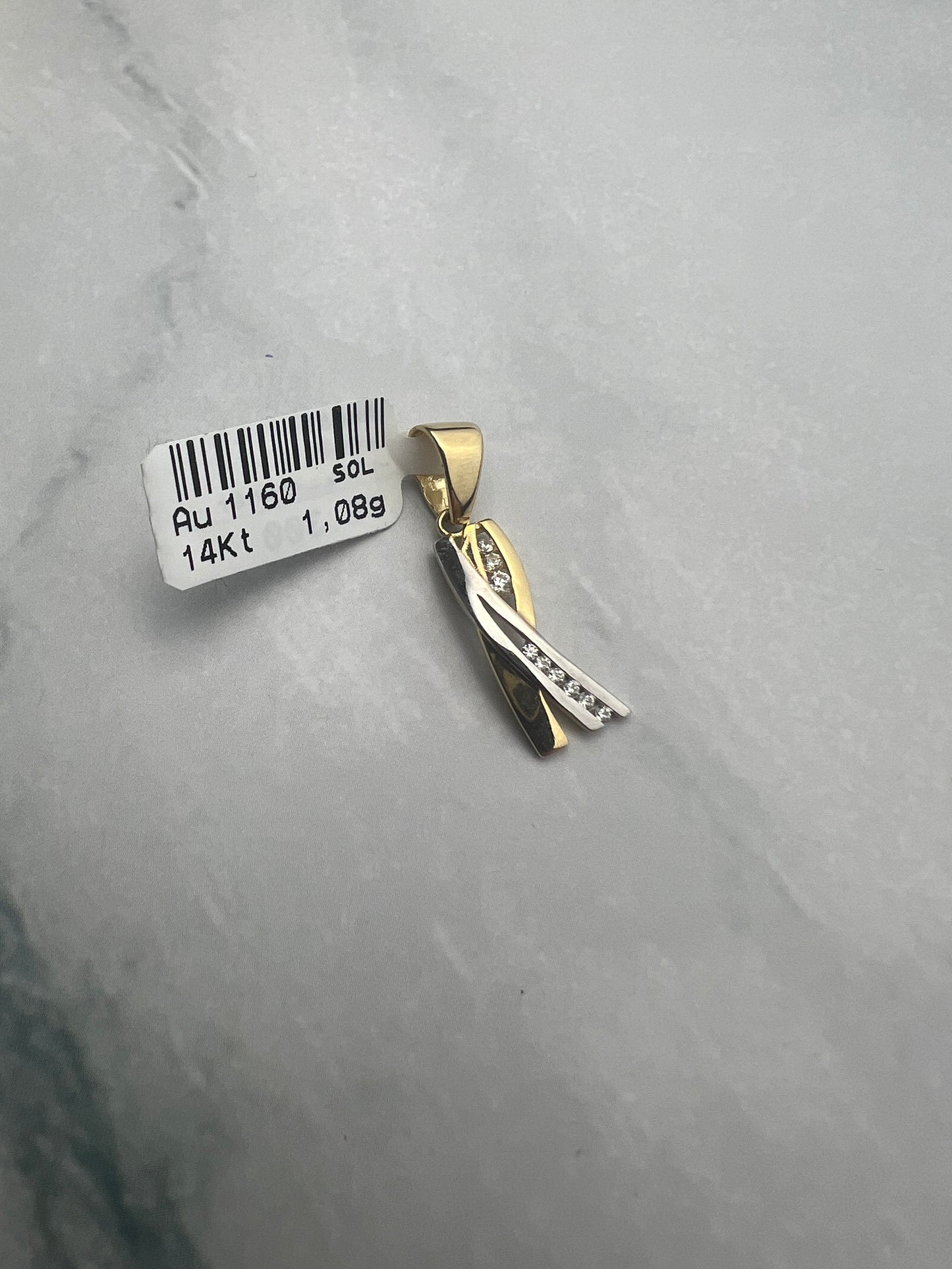 Bicolor cirkónia köves modern formájú arany medál