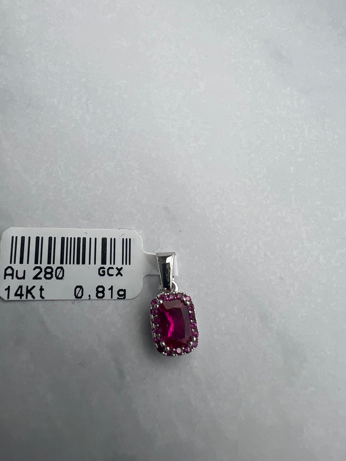 Ciklámen színű, téglalap alakú cirkónia köves fehérarany medál