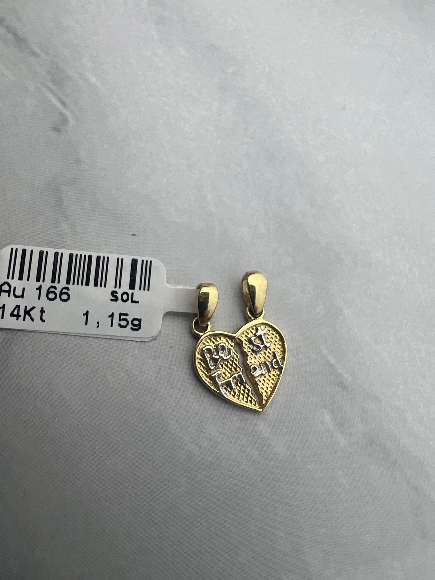 Szív arany medál, törhetö, best friend felirattal