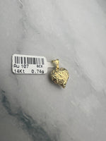 Szív alakú arany medál