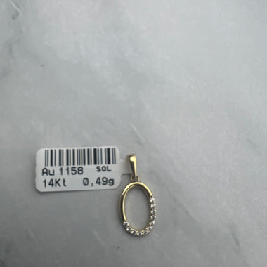 Ovális arany medál cirkónia kövekkel