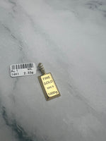 Befektetési aranyat szimbolizáló arany medál