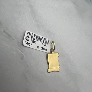 Pergamen alakú arany medál