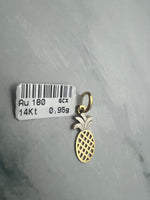 Ananász alakú arany medál