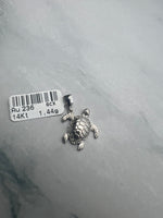 Teknős fehérarany medál domború, élethű kidolgozásban