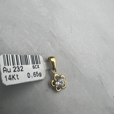 Kis virág arany medál cirkónia kővel