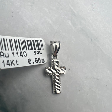 Kereszt medál fehéraranyból