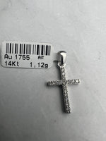 Kereszt medál fehéraranyból cirkónia kövekkel díszítve