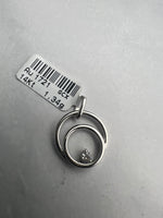 Dupla kör alakú medál, belül cirkónia kővel