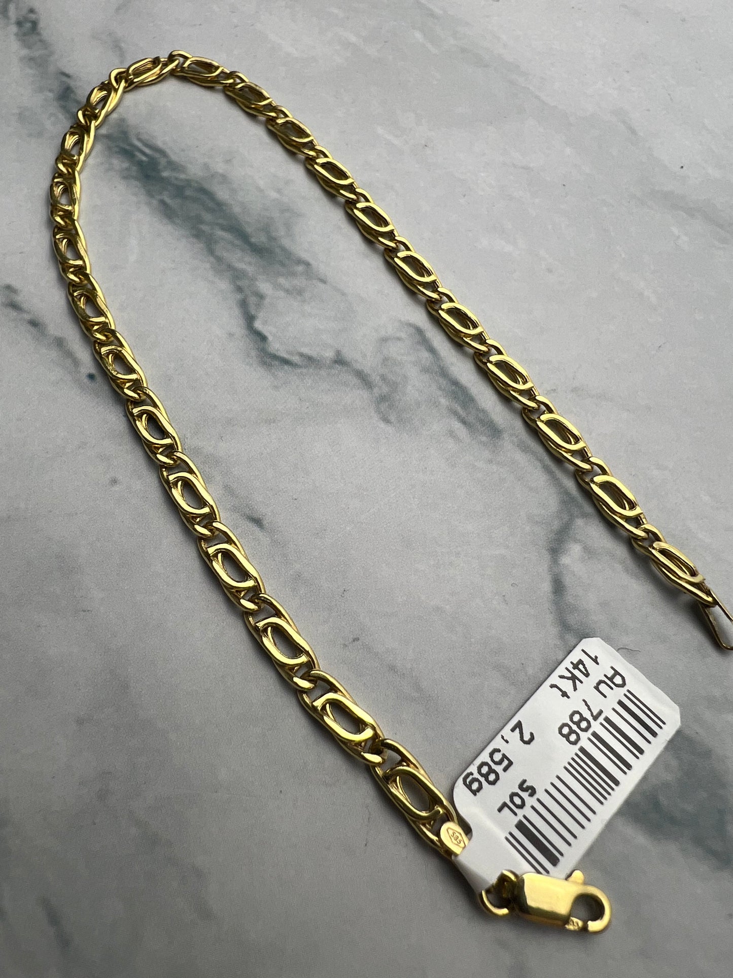 Karlánc sárgaaranyból