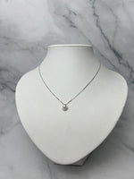 Beépített köves gyöngy medálos fehérarany nyaklánc