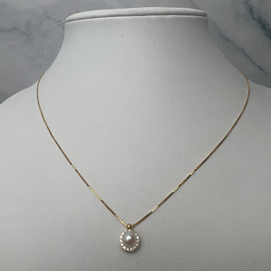 Beépített köves gyöngy medálos arany nyaklánc