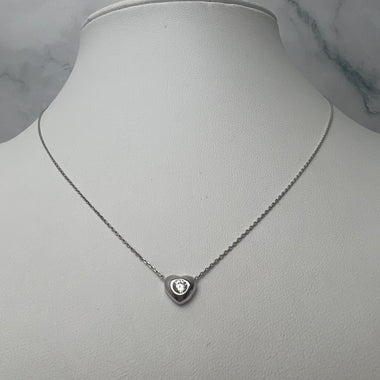 Szív alakú button foglalatos fehérarany nyaklánc