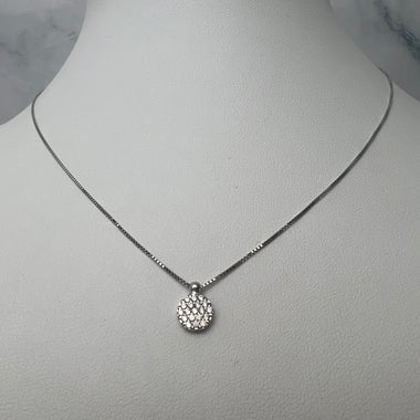 Kör alakú köves medálos fehérarany nyaklánc