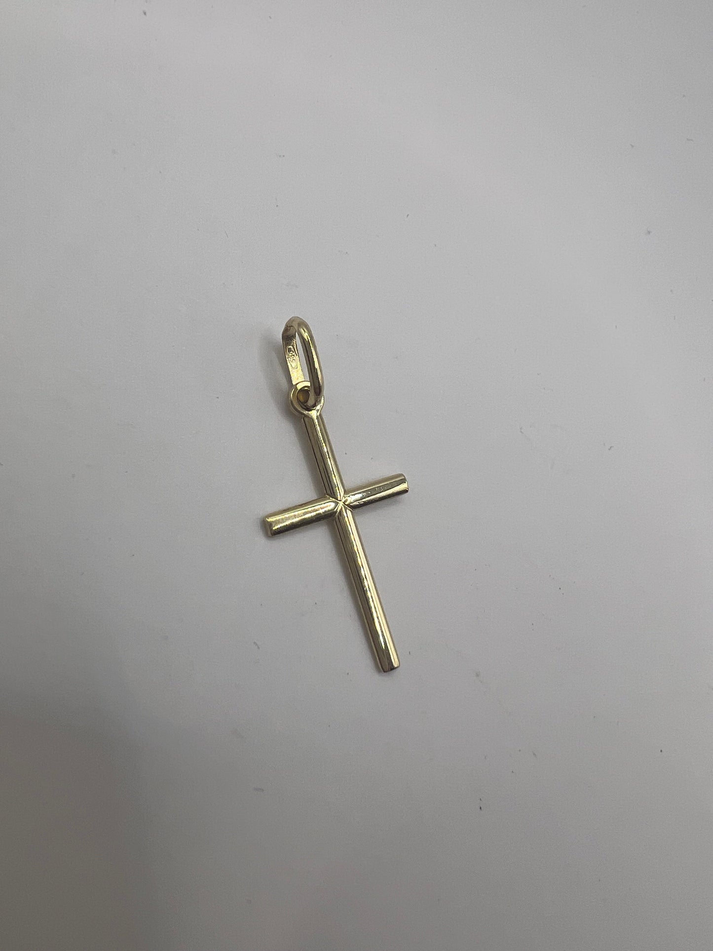 Szimpla kereszt arany medál