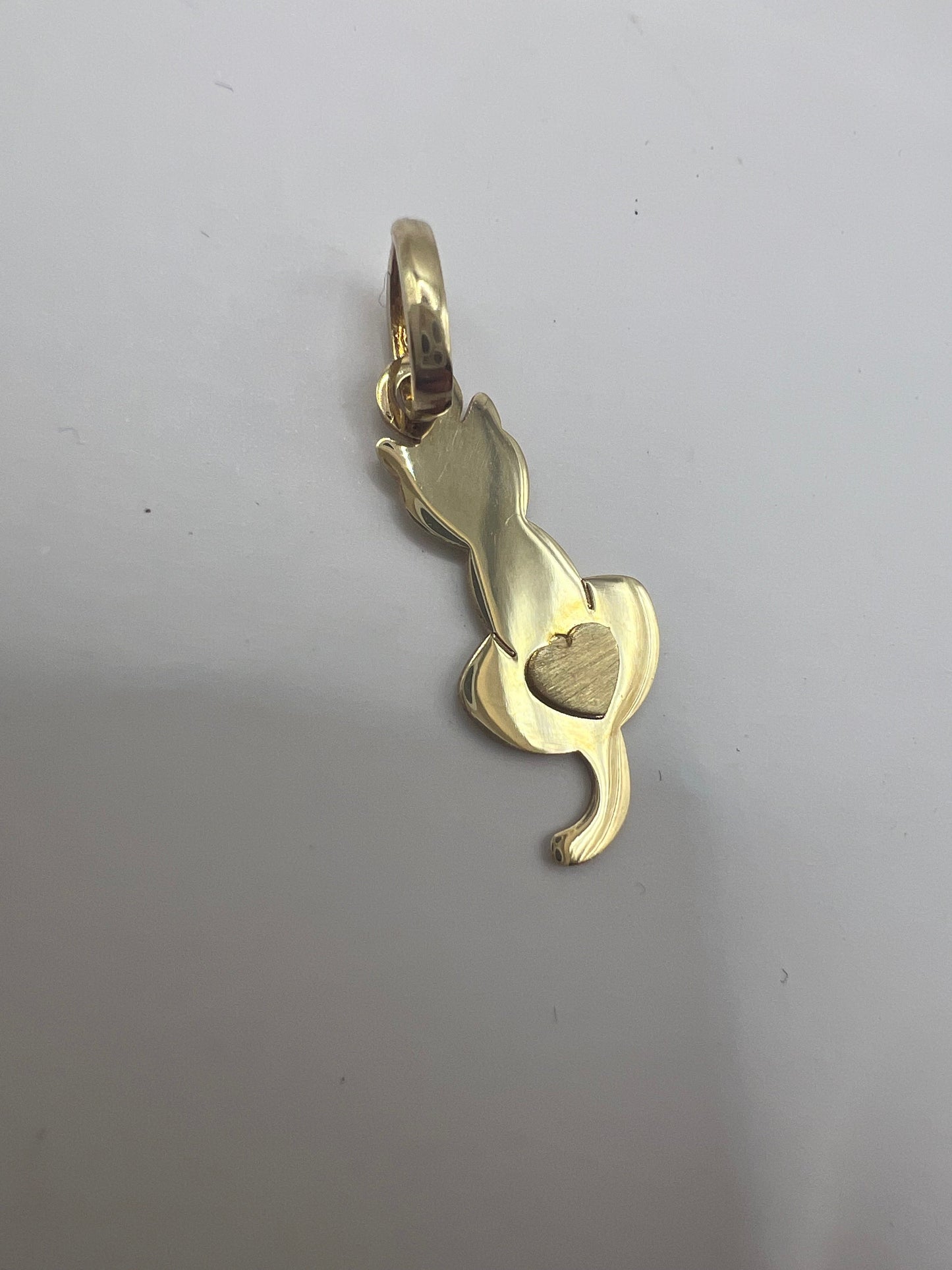 Szivecskés cica medál arany medál