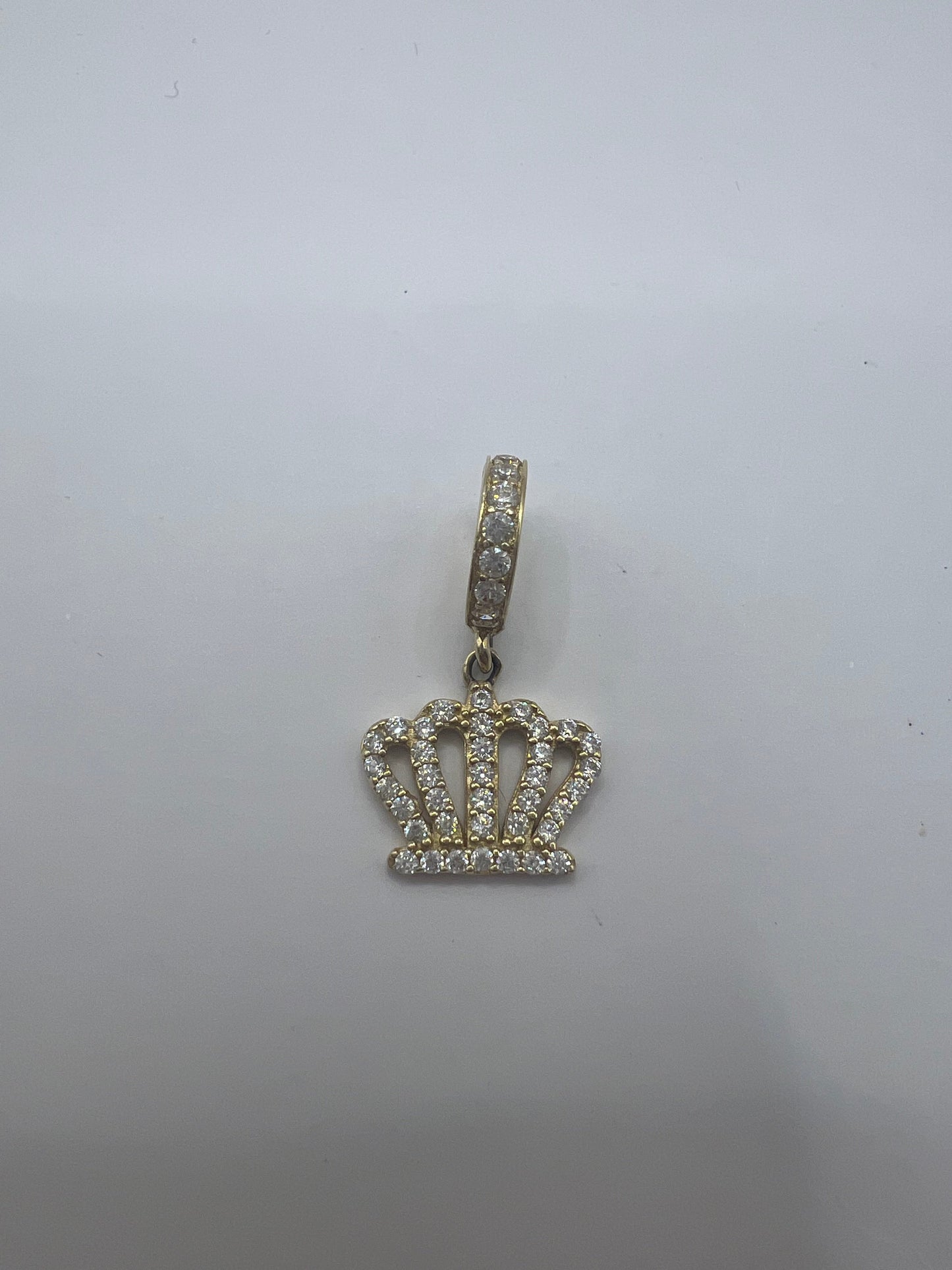 Köves tiara arany medál/charm